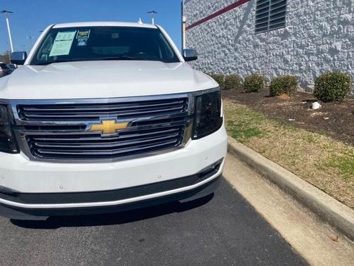 Photo 4 of 41 of 2018 Chevrolet Suburban Premier
