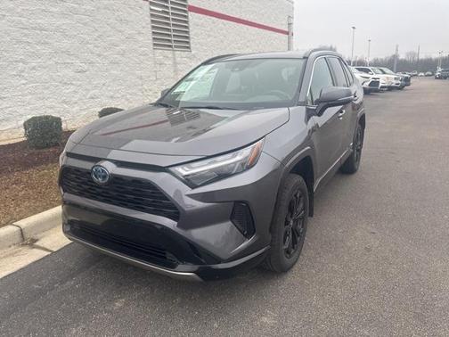2024 Toyota RAV4 Hybrid SE