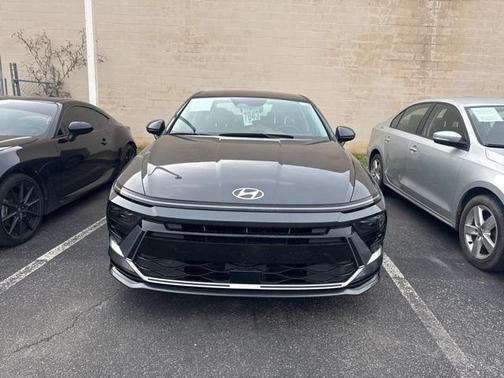 2025 Hyundai SONATA Hybrid SE