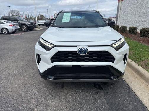 2023 Toyota RAV4 Hybrid SE