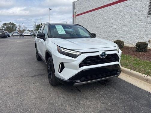 2023 Toyota RAV4 Hybrid SE