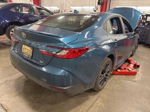 Ocean Gem 2025 Toyota Camry SE