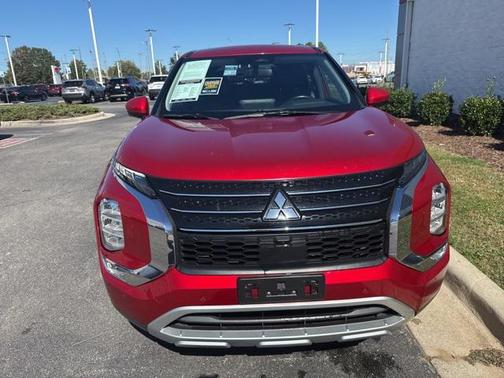 2024 Mitsubishi Outlander SE Black Edition w/Pano Roof S-AWC