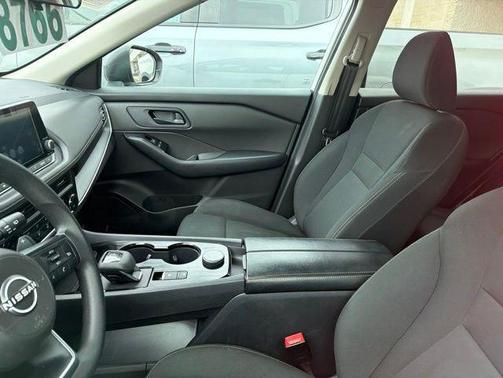 Glacier White 2024 Nissan Rogue S