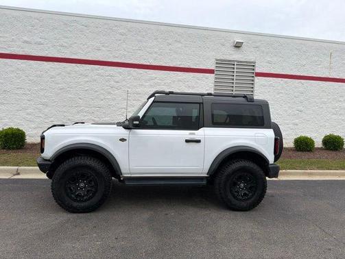 OXFORD WHITE 2023 Ford Bronco Wildtrak