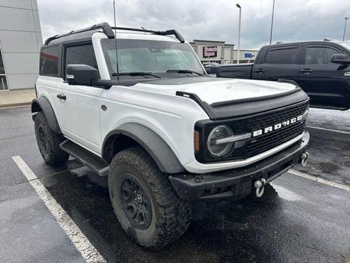 OXFORD WHITE 2023 Ford Bronco Wildtrak