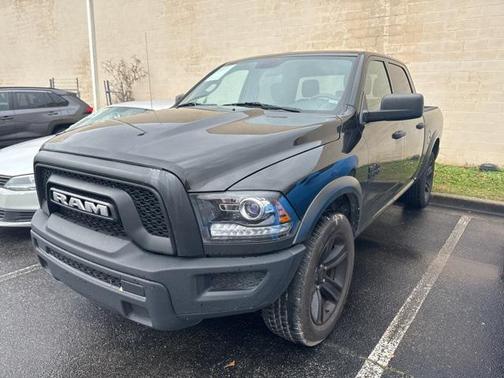 2024 RAM 1500 Classic Warlock Crew Cab 4x2 5'7' Box
