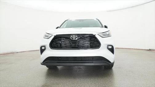 2025 Toyota Highlander Hybrid XLE