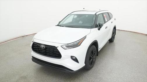2025 Toyota Highlander Hybrid XLE