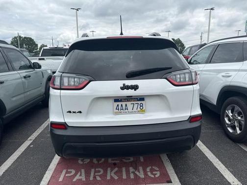 2023 Jeep Cherokee Altitude