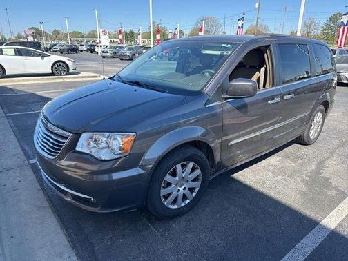 Granite Crystal Metallic Clearcoat 2016 Chrysler Town & Country Touring