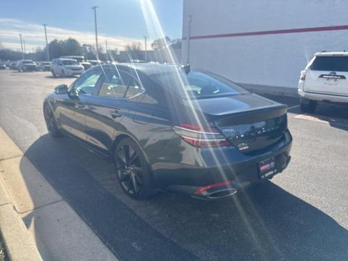 2022 Genesis G70 3.3T
