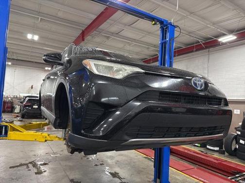 2018 Toyota RAV4 Hybrid XLE