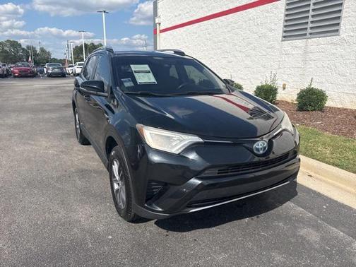 2018 Toyota RAV4 Hybrid XLE