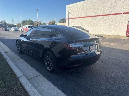 2022 Tesla Model 3 Standard Range