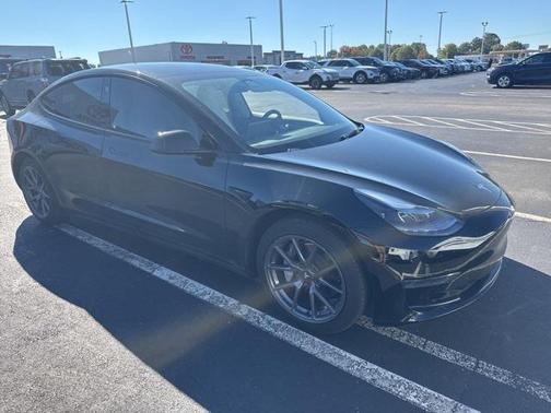 2022 Tesla Model 3 Standard Range