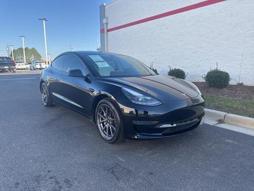 2022 Tesla Model 3 Standard Range