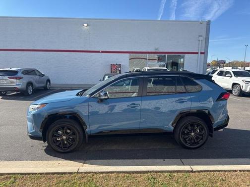2025 Toyota RAV4 Hybrid SE