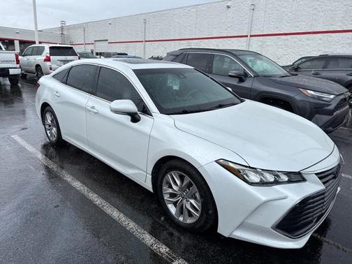 2021 Toyota Avalon XLE