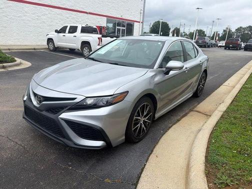 Celestial Silver Metallic 2024 Toyota Camry SE