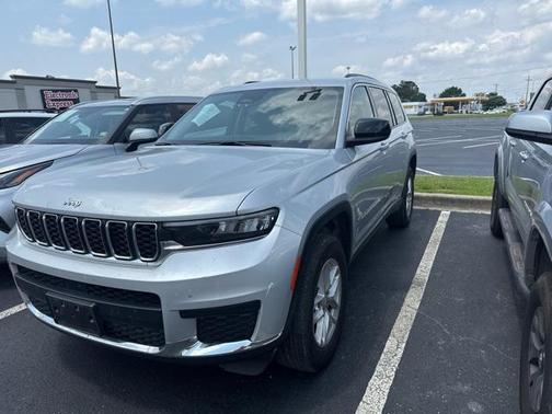 2023 Jeep Grand Cherokee L Laredo