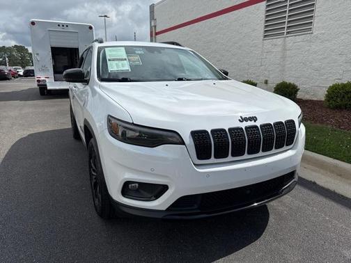 2023 Jeep Cherokee Altitude