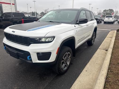 2022 Jeep Grand Cherokee 4xe Trailhawk