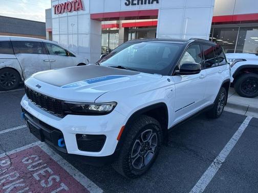 2022 Jeep Grand Cherokee 4xe Trailhawk