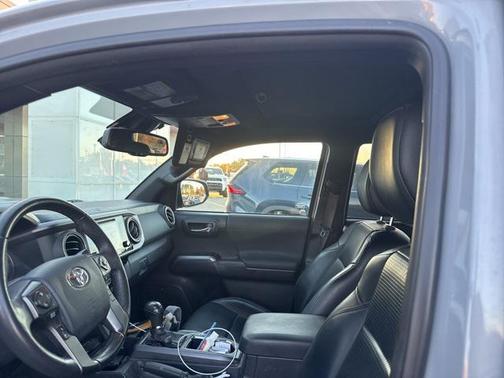 2018 Toyota Tacoma TRD Sport