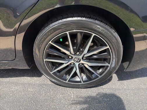 Midnight Black Metallic 2023 Toyota Camry SE