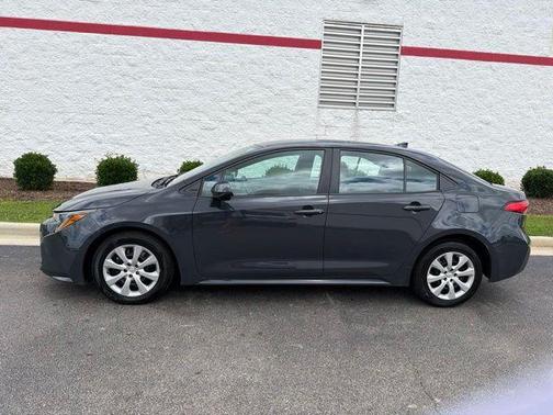 Underground 2025 Toyota Corolla LE
