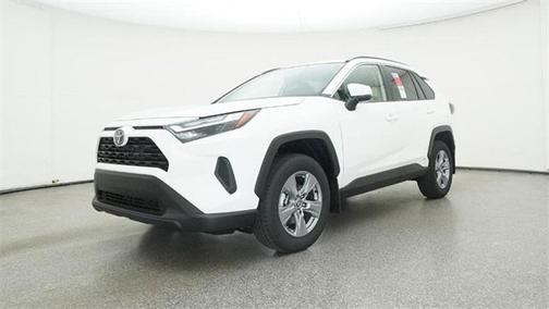 2025 Toyota RAV4 Hybrid SE