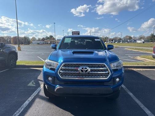 2016 Toyota Tacoma TRD Sport