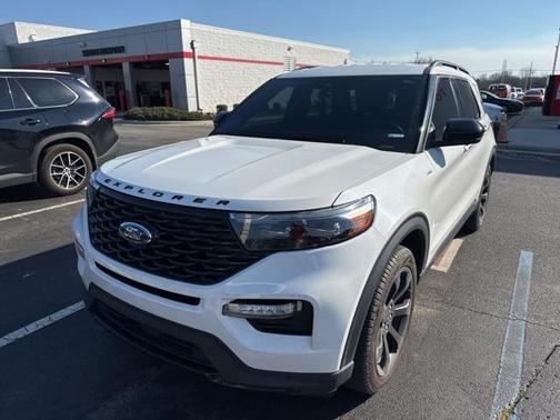2023 Ford Explorer ST-Line