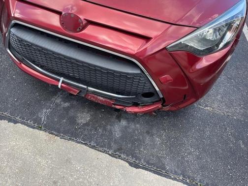 2019 Toyota Yaris Sedan LE