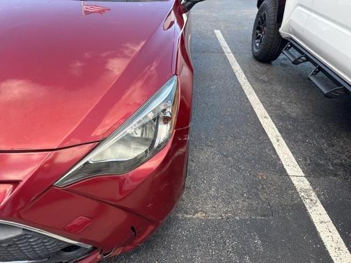 2019 Toyota Yaris Sedan LE