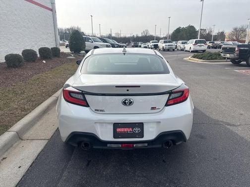 2025 Toyota GR86 Base