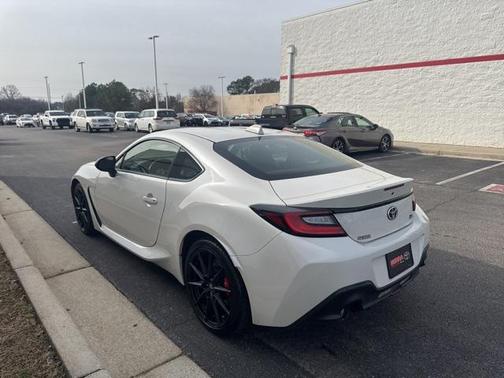 2025 Toyota GR86 Base