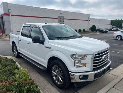 OXFORD WHITE 2017 Ford F-150 XLT