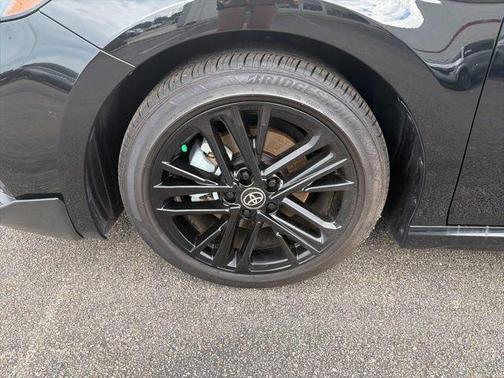 Midnight Black Metallic 2025 Toyota Camry SE