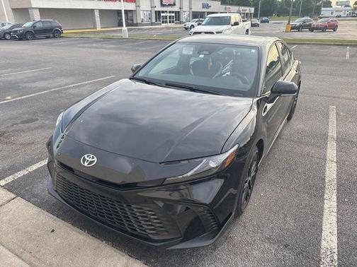 Midnight Black Metallic 2025 Toyota Camry SE