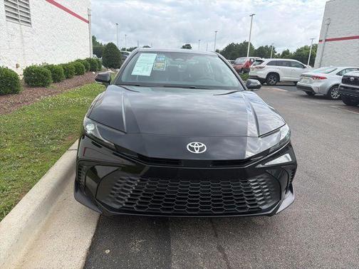 Midnight Black Metallic 2025 Toyota Camry SE