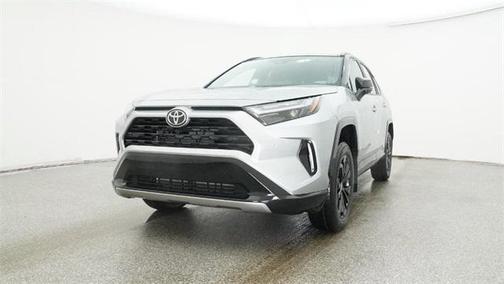 2025 Toyota RAV4 Hybrid SE