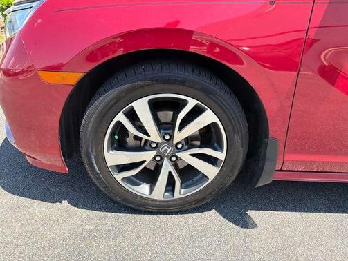 Radiant Red Metallic II 2022 Honda Odyssey Touring