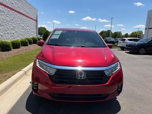 Radiant Red Metallic II 2022 Honda Odyssey Touring