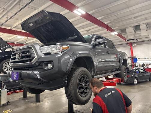 2022 Toyota Tacoma SR5