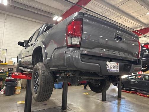 2022 Toyota Tacoma SR5