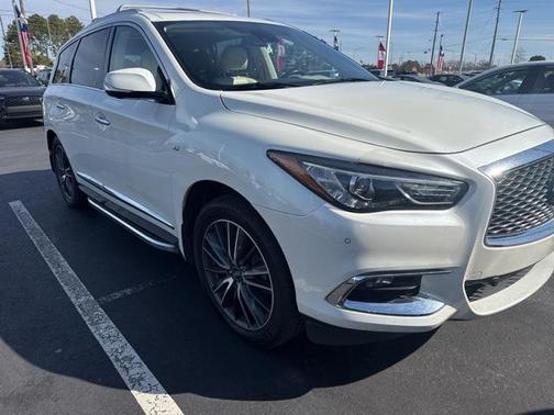 2017 INFINITI QX60 Base