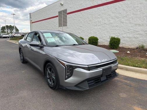 Steel Gray 2025 Kia K4 LXS