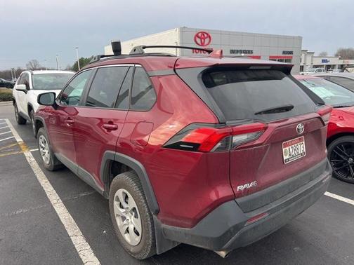 2020 Toyota RAV4 LE